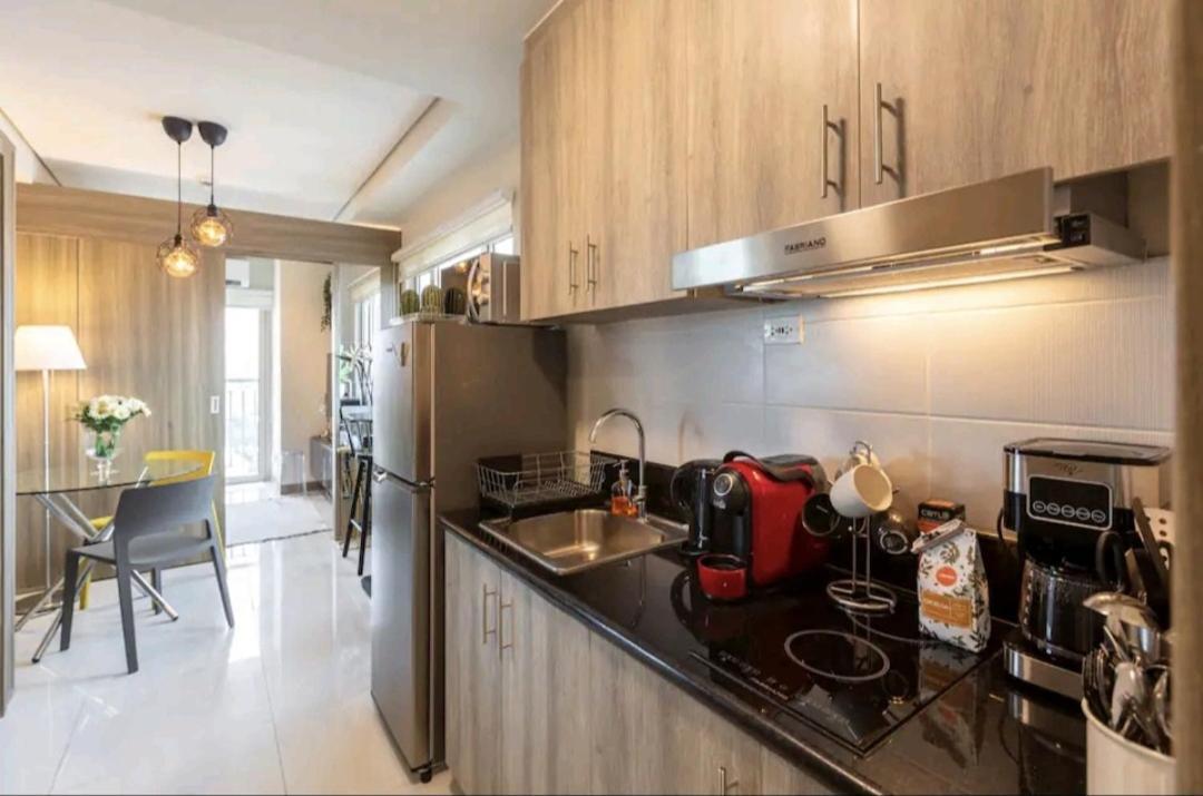 Cozy Penthouse 2Br Suite W Balcony - Amazing Manila Bay View And City Skyline Near Moa Pasay Kültér fotó