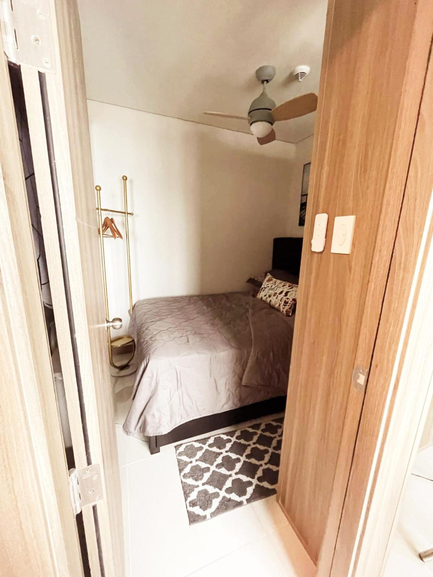 Cozy Penthouse 2Br Suite W Balcony - Amazing Manila Bay View And City Skyline Near Moa Pasay Kültér fotó